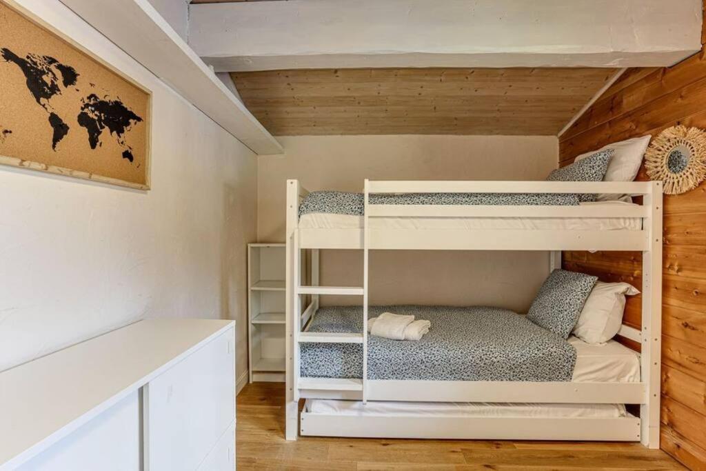 Chalet L'Ilet Ensoleille /Sunny Island Chalet Шамони Екстериор снимка